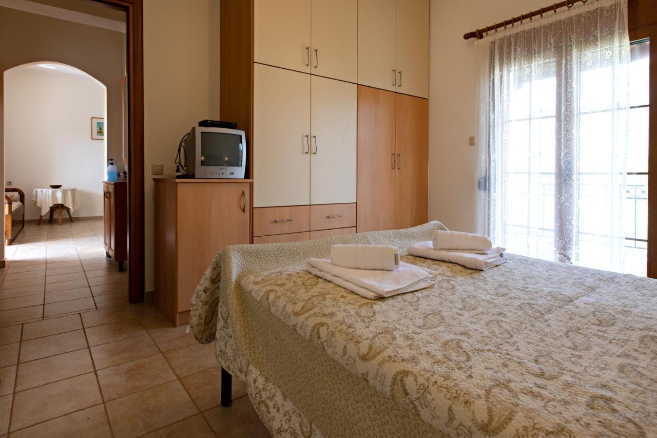 Nikki'S Family Apartments Sívota المظهر الخارجي الصورة