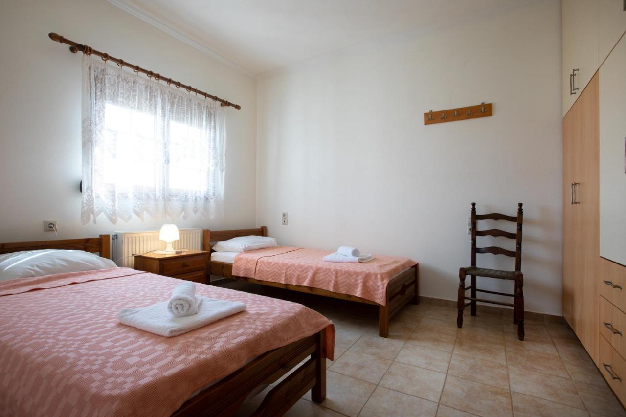 Nikki'S Family Apartments Sívota المظهر الخارجي الصورة
